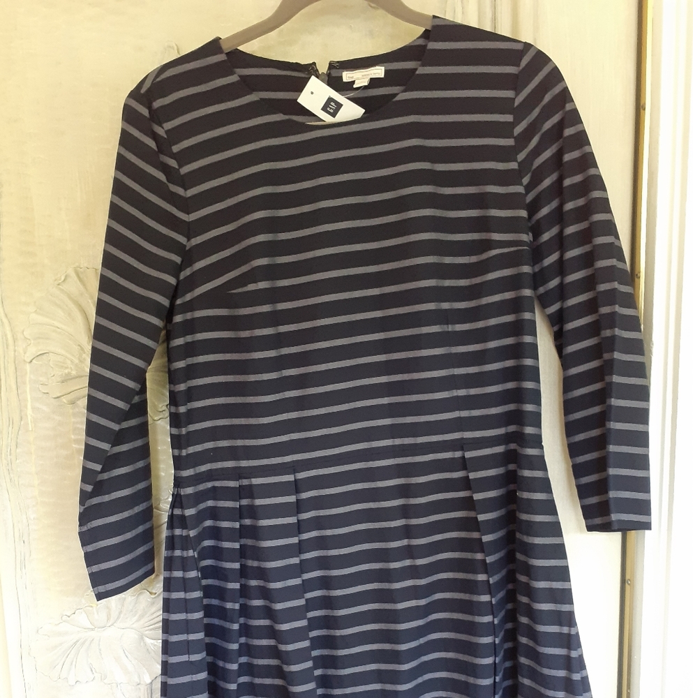 GAP dress